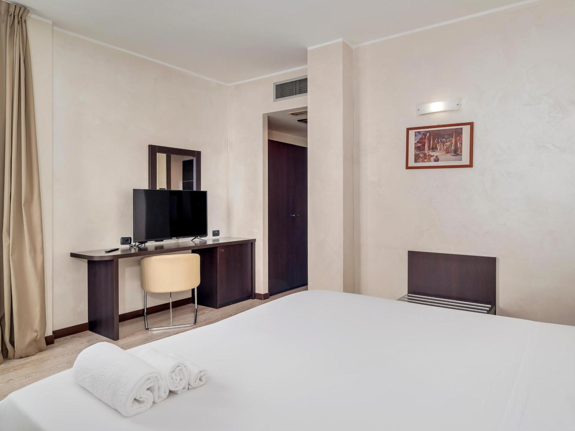 Park Hotel Cassano Cassano D'adda Bagian luar foto