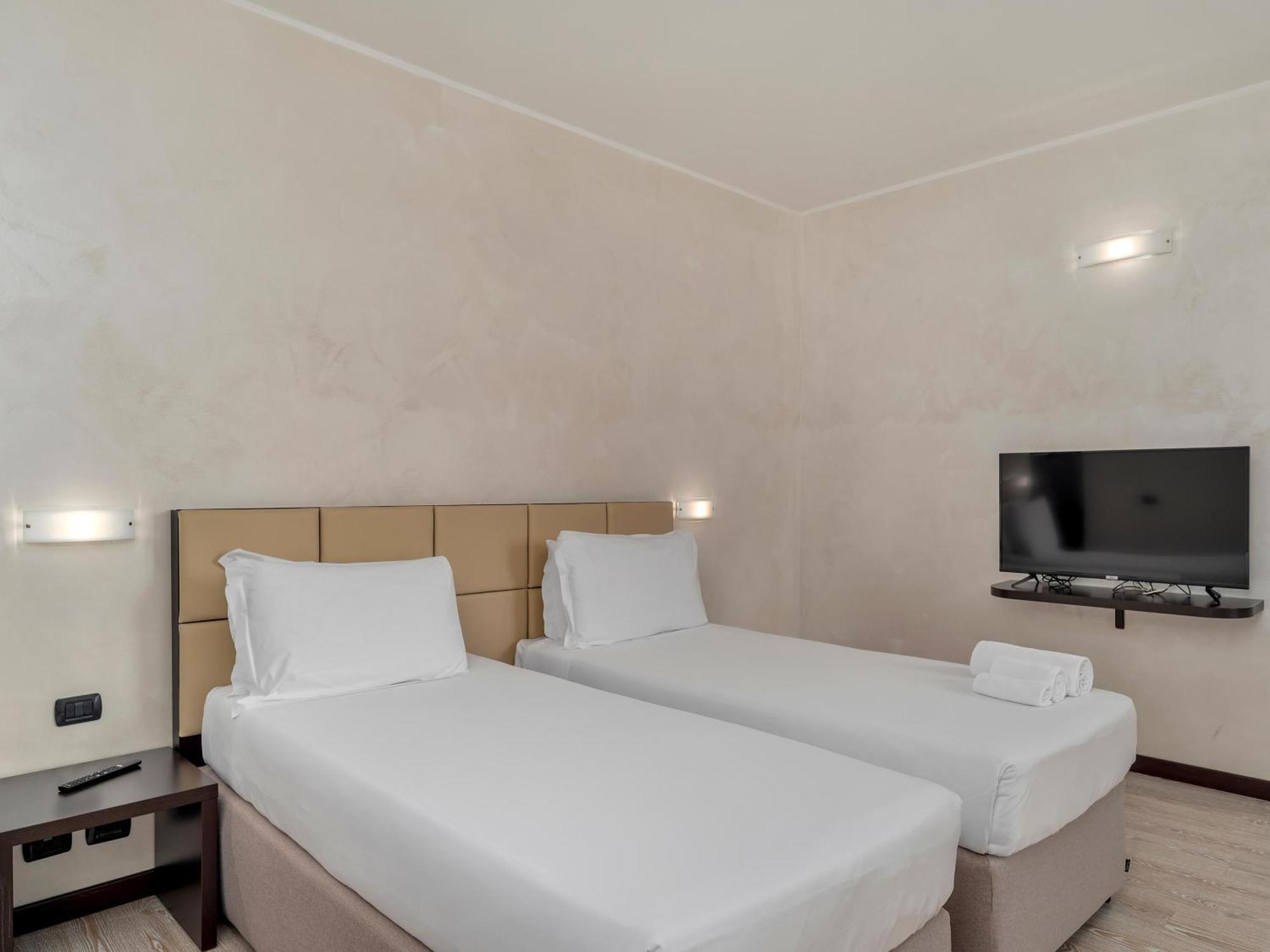 Park Hotel Cassano Cassano D'adda Bagian luar foto